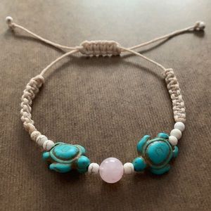 Turquiose turtle, rose quartz and howlite bracelet
